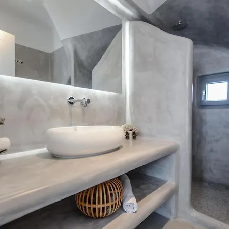 Villa Soraya, Private Two Storey Gem In Stelida, Naxos *